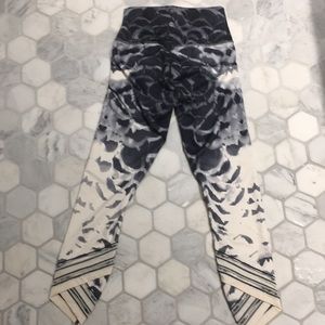 lululemon pretty plume angel wing high times